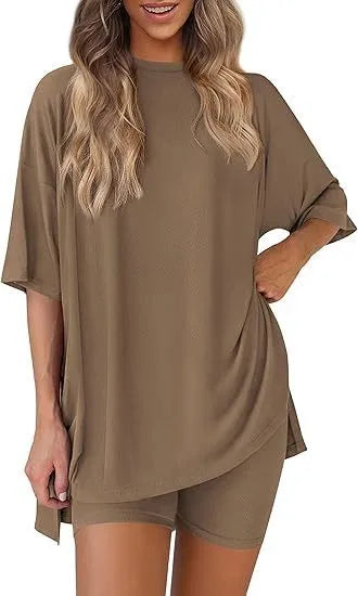 Celone RelaxFit™ Oversized Tee & Pocket Biker Shorts Set